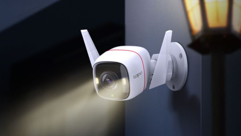 Camera+H%E1%BB%93ng+Ngo%E1%BA%A1i+Ban+%C4%90%C3%AAm